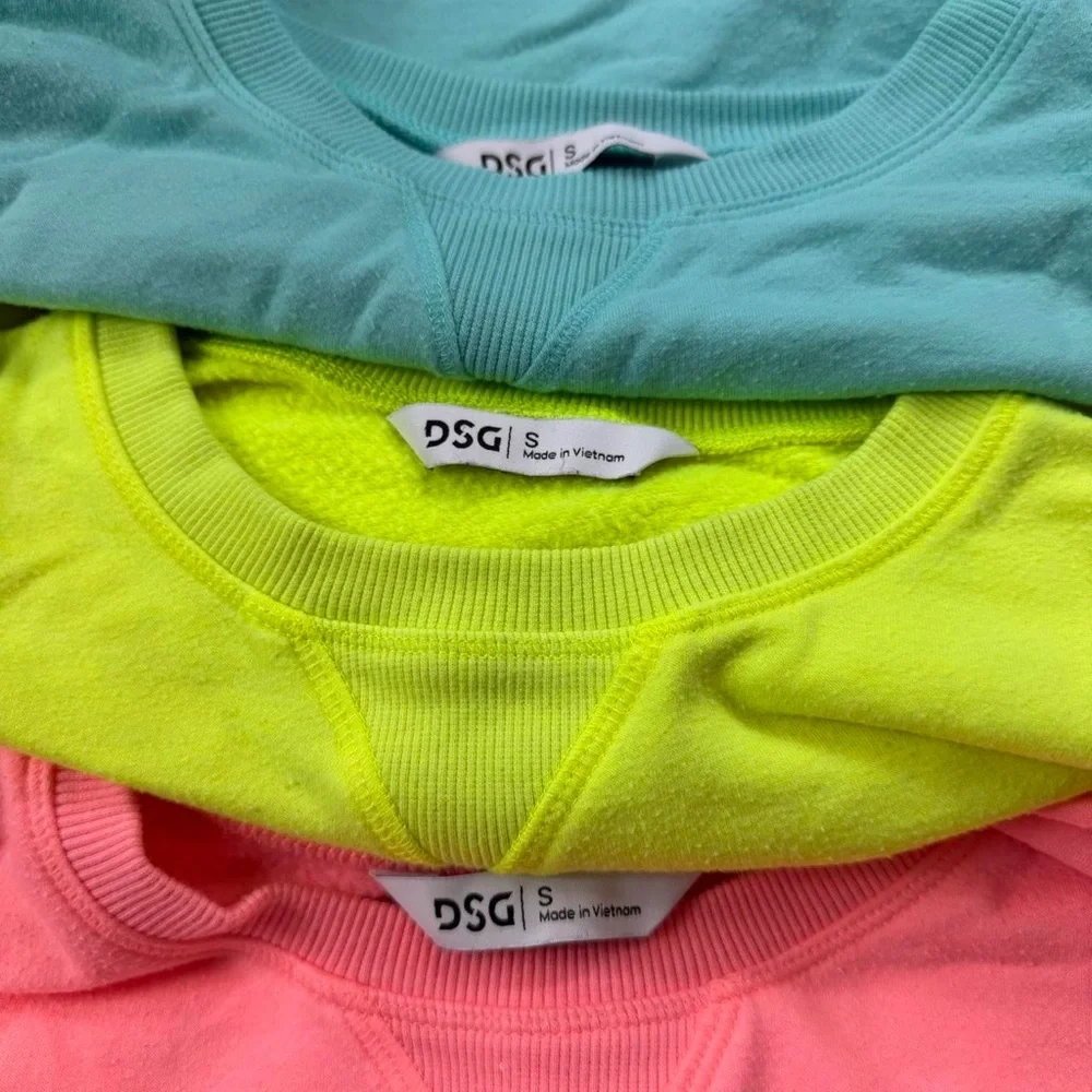 X SOLD X DSG Vibrant Sweatshirt Bundle - Picture 2 of 6